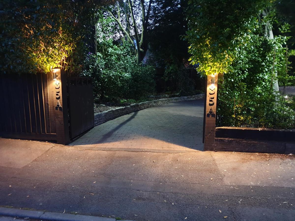 בורנמות' Little Robin Gate - Free Parking - Central - 10 Min Walk To Train Station מראה חיצוני תמונה