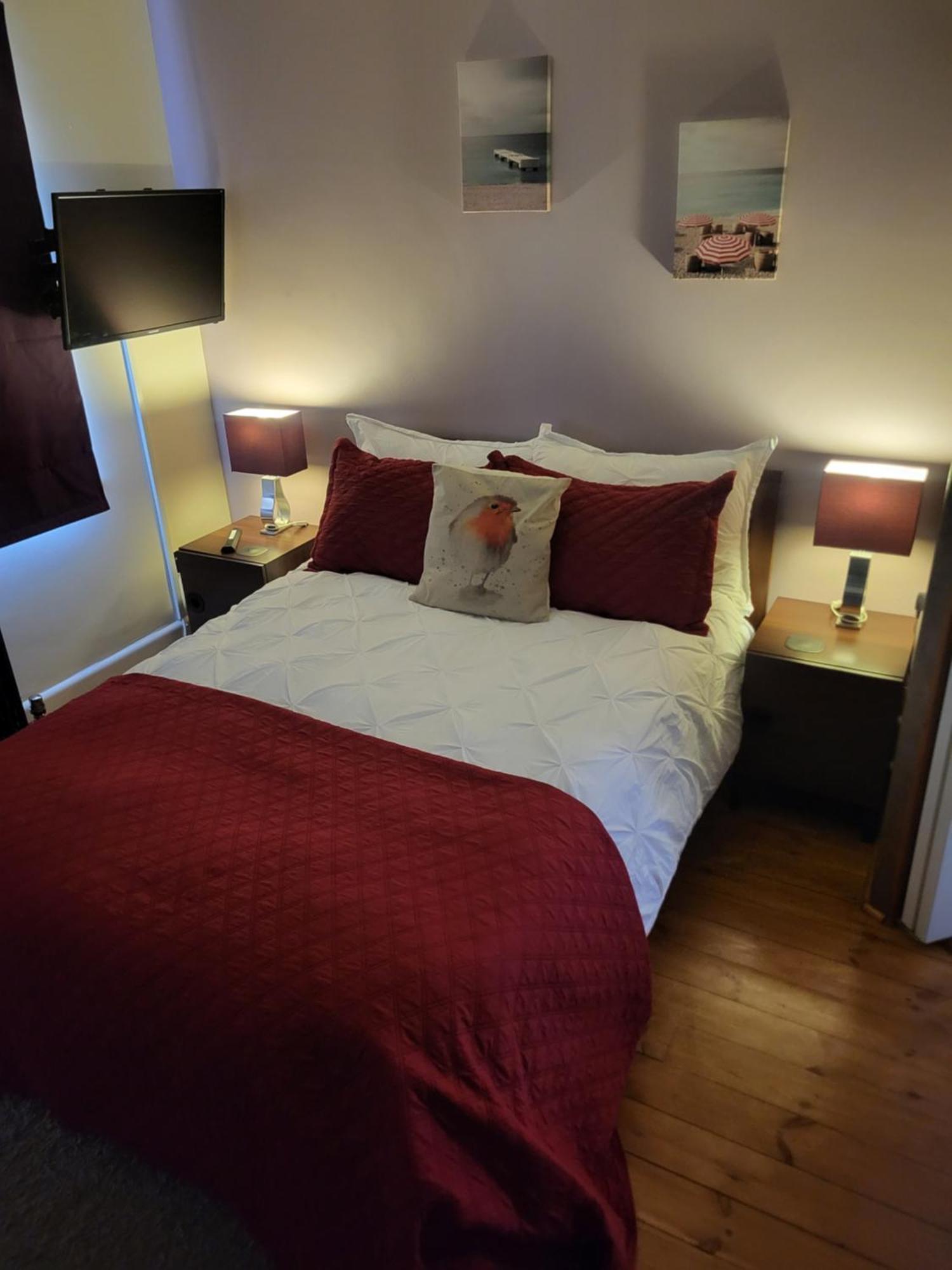 בורנמות' Little Robin Gate - Free Parking - Central - 10 Min Walk To Train Station מראה חיצוני תמונה